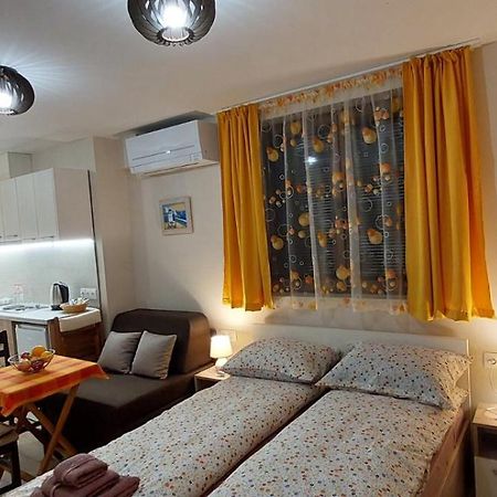 Studio Galileo Burgas Exterior foto